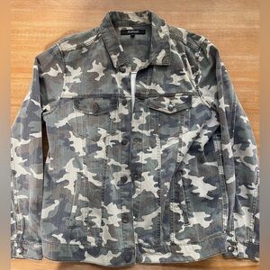 Elwood Camo Jacket